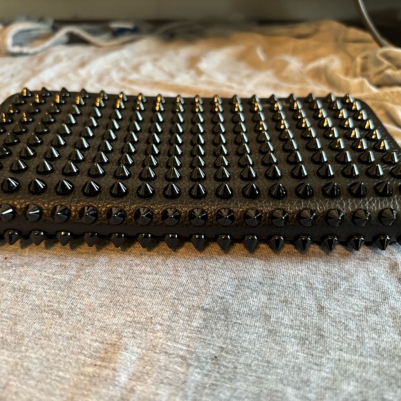 Christian Louboutin Panettone Wallet – Black Grained Leather with Black Spikes - Picture 3 of 12